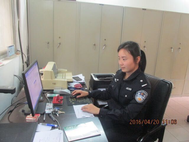 河南女户籍警"火眼金睛" 逃犯落网