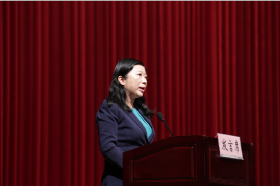 河南省2016年高校毕业生就业创业工作会议召开 黄河科技学院校长杨雪梅作主题发言 黄河科技学院获就业创业工作先进单位