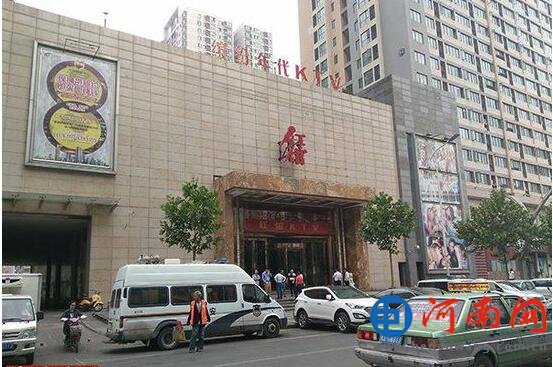 郑州红馆：玩一次消费近万(组图)