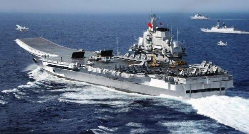 中国在南海建成4艘不沉航母 可部署百架歼-11
