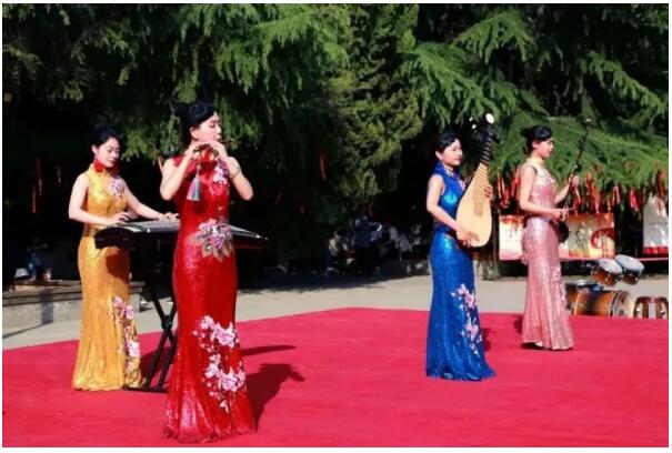 百场演出，万盏花灯，翰园艺术庙会邀您共度龙年新春！
