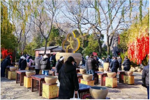 百场演出，万盏花灯，翰园艺术庙会邀您共度龙年新春！